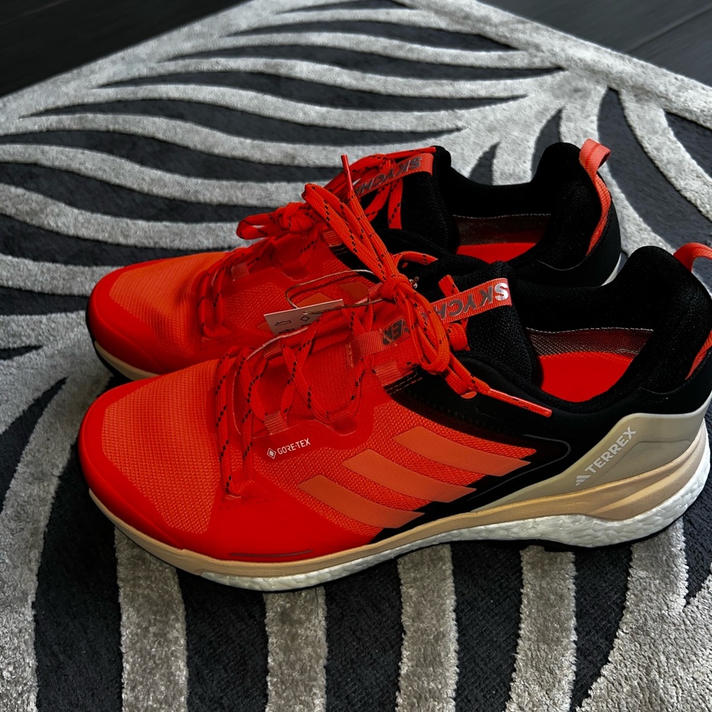 New Adidas Boost + Terrex + Gortex Vibrant Orange and Black ALL WEATHER Shoes